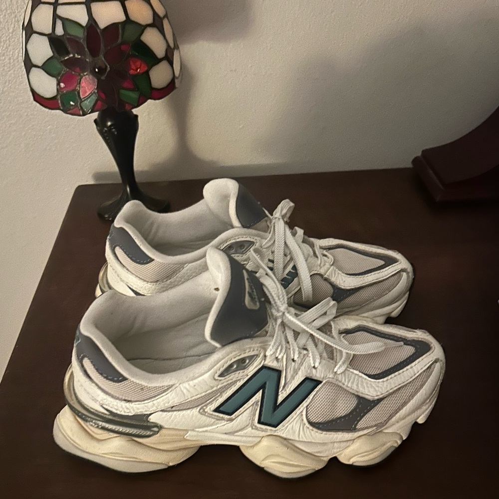 New Balance 9060